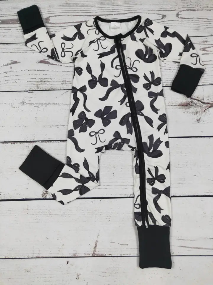 Black Bow Printed Zippy Sleeper